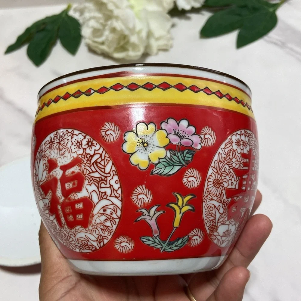Vintage Chinese Qianlong Porcelain Jar Red Enamel Lidded Stamped Floral Design